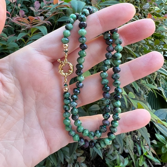 Ruby Zoisite hand-knotted strand - Picture 2 of 7